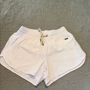 Vuori Clementime 4" Short 2.0 Peri color white size S